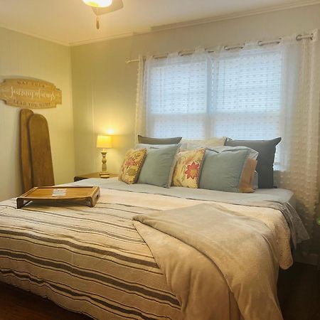 Mountain Lake Retreat - Hot Tub, Lake, Fire Pit, Wineries, Restaurant Harpers Ferry Extérieur photo