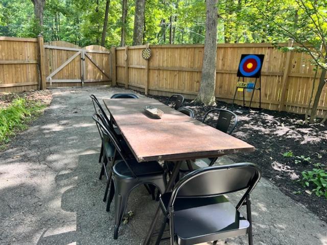 Mountain Lake Retreat - Hot Tub, Lake, Fire Pit, Wineries, Restaurant Harpers Ferry Extérieur photo