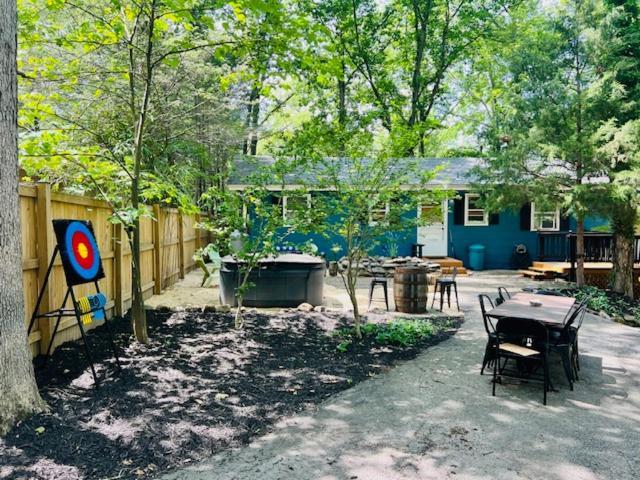 Mountain Lake Retreat - Hot Tub, Lake, Fire Pit, Wineries, Restaurant Harpers Ferry Extérieur photo