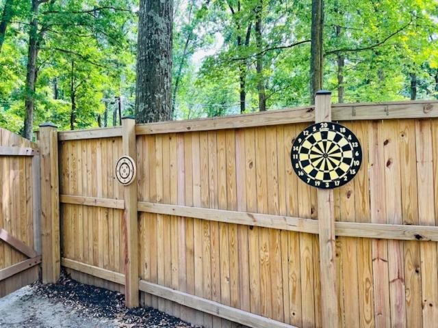 Mountain Lake Retreat - Hot Tub, Lake, Fire Pit, Wineries, Restaurant Harpers Ferry Extérieur photo
